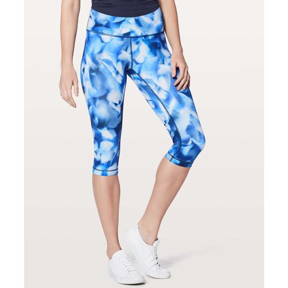 Lululemon Wunder Under Hi-Rise 1/2 Tight *Full-On Luxtreme 17" Leggings 6 - Picture 1 of 6